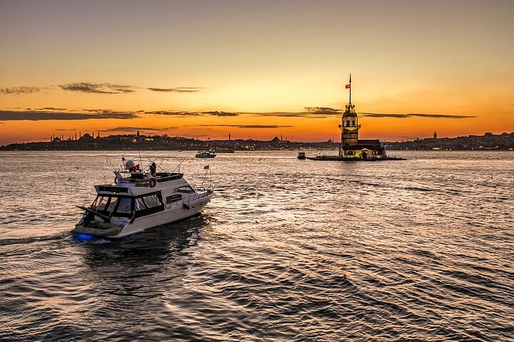 Maiden's Tower at Sunset